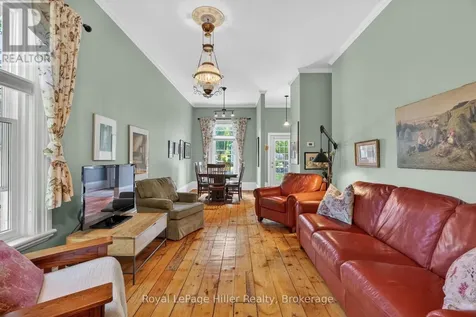 34 Bay Street Stratford ON N5A 4K6