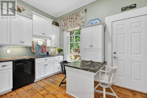 34 Bay Street Stratford ON N5A 4K6