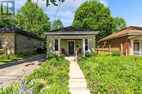 34 Bay Street Stratford ON N5A 4K6