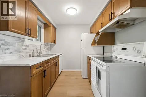 165 Green Valley Drive Kitchener ON N2P 1K3