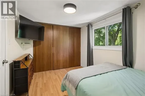 165 Green Valley Drive Kitchener ON N2P 1K3