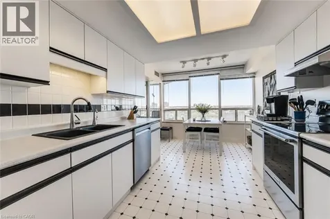 6 Willow Street Waterloo ON N2J 4S3