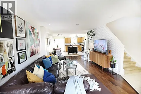 360 John Street North Hamilton ON L8L 4R1