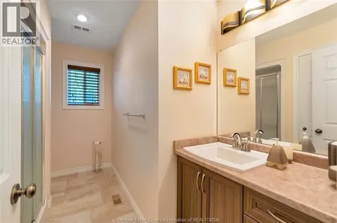 2513 Indigo Avenue Windsor ON N8P 0B3