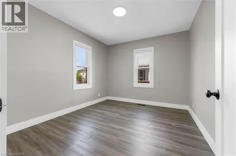19 Lyons Avenue Welland ON L3B 1L8