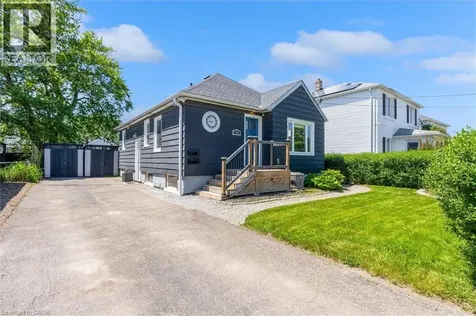 19 Lyons Avenue Welland ON L3B 1L8
