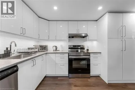 19 Lyons Avenue Welland ON L3B 1L8