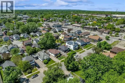 19 Lyons Avenue Welland ON L3B 1L8