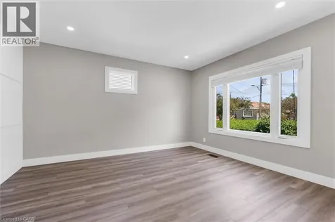 19 Lyons Avenue Welland ON L3B 1L8