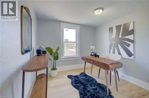 63 Brook Street Cambridge ON N1R 4C4
