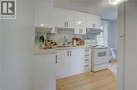 63 Brook Street Cambridge ON N1R 4C4