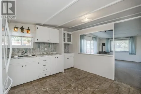 10 Maple Lane Midland ON L4R 0B9