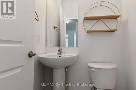 52 Amber Drive Wasaga Beach ON L9Z 0R9