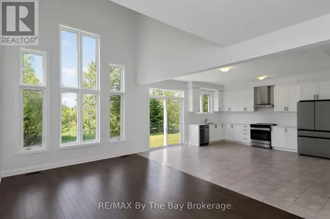 52 Amber Drive Wasaga Beach ON L9Z 0R9