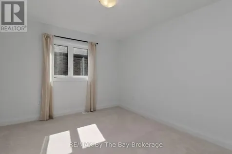 52 Amber Drive Wasaga Beach ON L9Z 0R9