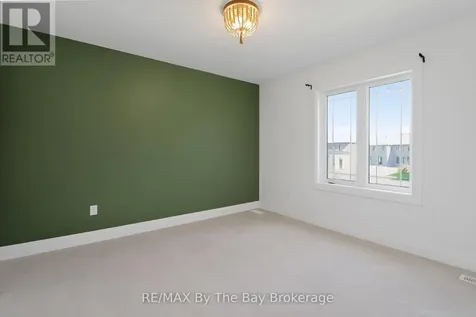 52 Amber Drive Wasaga Beach ON L9Z 0R9