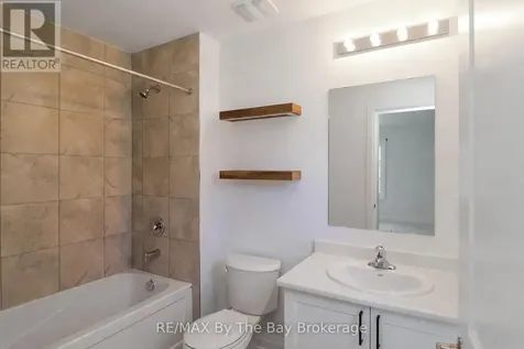 52 Amber Drive Wasaga Beach ON L9Z 0R9