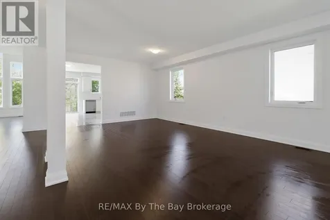 52 Amber Drive Wasaga Beach ON L9Z 0R9