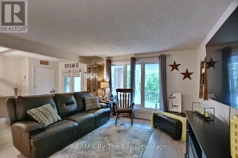 60 57th Street South Wasaga Beach ON L9Z 1W5
