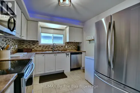 60 57th Street South Wasaga Beach ON L9Z 1W5
