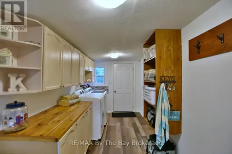 60 57th Street South Wasaga Beach ON L9Z 1W5