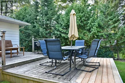 60 57th Street South Wasaga Beach ON L9Z 1W5