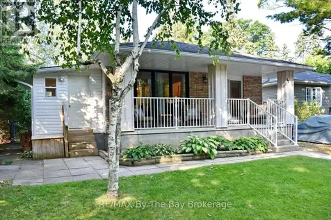 60 57th Street South Wasaga Beach ON L9Z 1W5