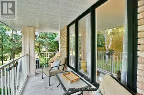 60 57th Street South Wasaga Beach ON L9Z 1W5