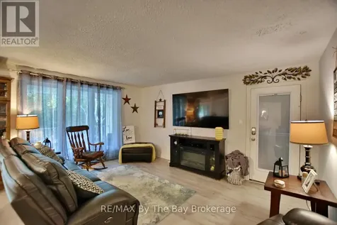 60 57th Street South Wasaga Beach ON L9Z 1W5