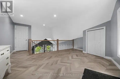 24 Pettet Drive Scugog ON L9L 1B4