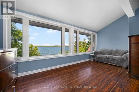 24 Pettet Drive Scugog ON L9L 1B4