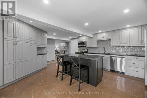 24 Pettet Drive Scugog ON L9L 1B4