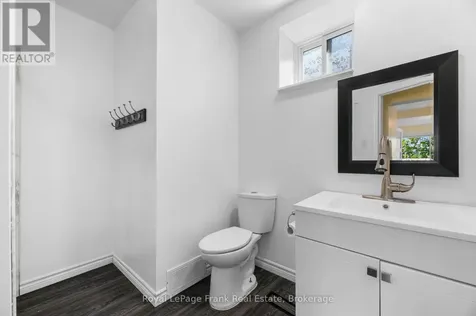 24 Pettet Drive Scugog ON L9L 1B4