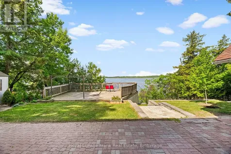 24 Pettet Drive Scugog ON L9L 1B4