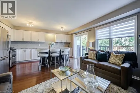 2295 Kingfisher Court Oakville ON L6M 3Z3