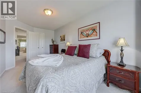 2295 Kingfisher Court Oakville ON L6M 3Z3