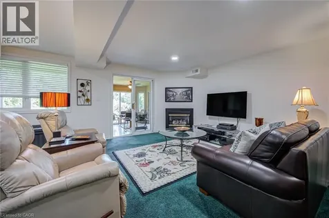 2295 Kingfisher Court Oakville ON L6M 3Z3