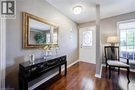 2295 Kingfisher Court Oakville ON L6M 3Z3
