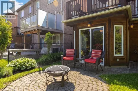 2295 Kingfisher Court Oakville ON L6M 3Z3