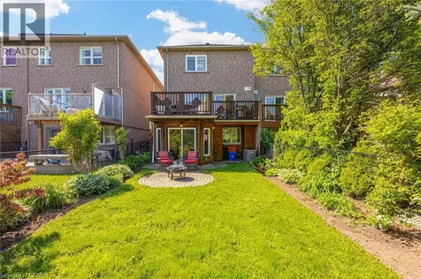 2295 Kingfisher Court Oakville ON L6M 3Z3