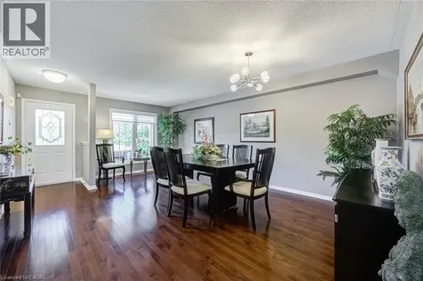 2295 Kingfisher Court Oakville ON L6M 3Z3