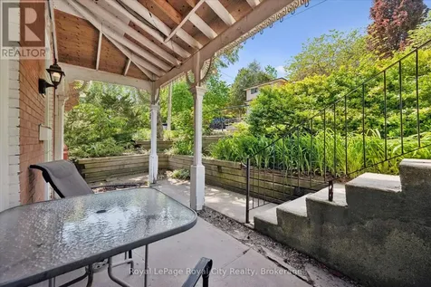115 Grove Street Guelph (st. George's) ON N1E 2W8