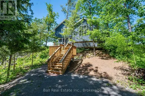 85 Hillcrest Road North Kawartha ON K0L 3E0