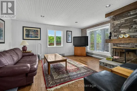 85 Hillcrest Road North Kawartha ON K0L 3E0