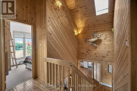 85 Hillcrest Road North Kawartha ON K0L 3E0