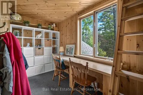 85 Hillcrest Road North Kawartha ON K0L 3E0