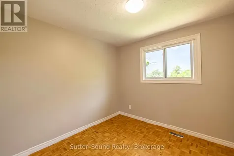 1038 11th Street East Owen Sound ON N4K 5V6