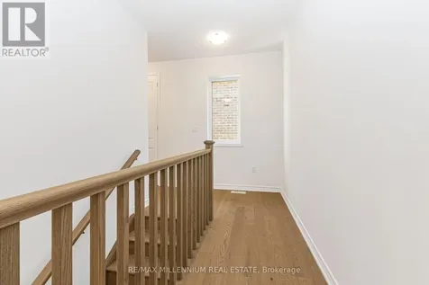 54 Gretzky Avenue Barrie ON L9J 1A8