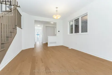 54 Gretzky Avenue Barrie ON L9J 1A8