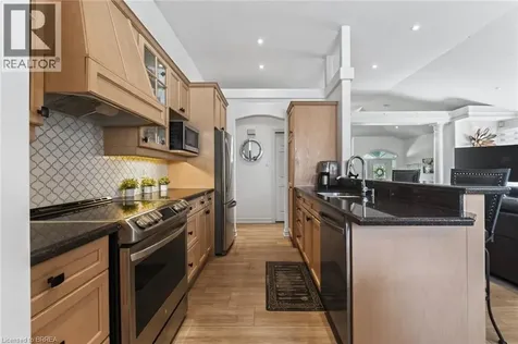 62 Varley Crescent Brantford ON N3R 7Z7